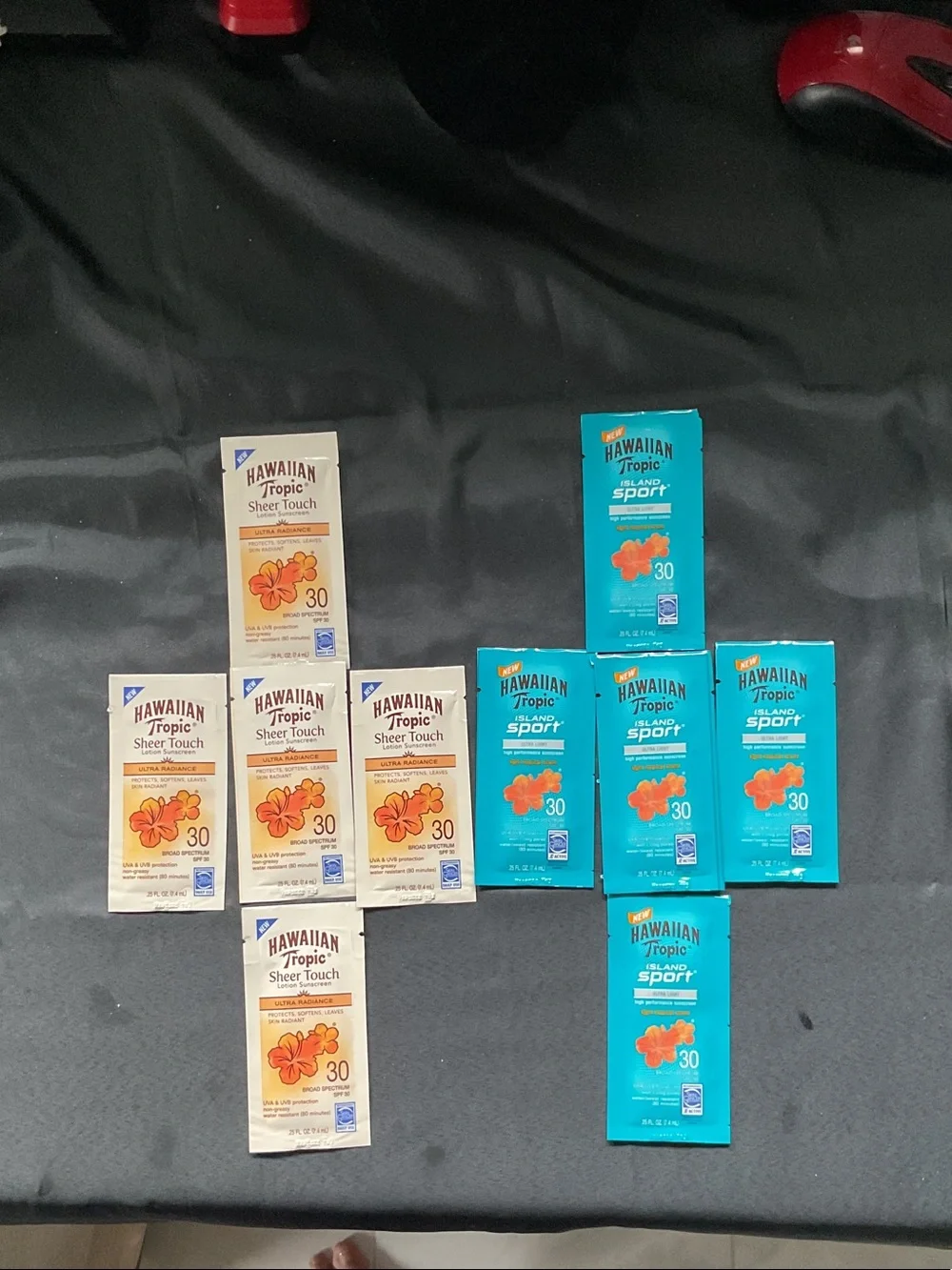 Hawaiian Tropic SPF 30 Sunscreen Travel Pack - (30) Sport & (30) Sheer Touch.